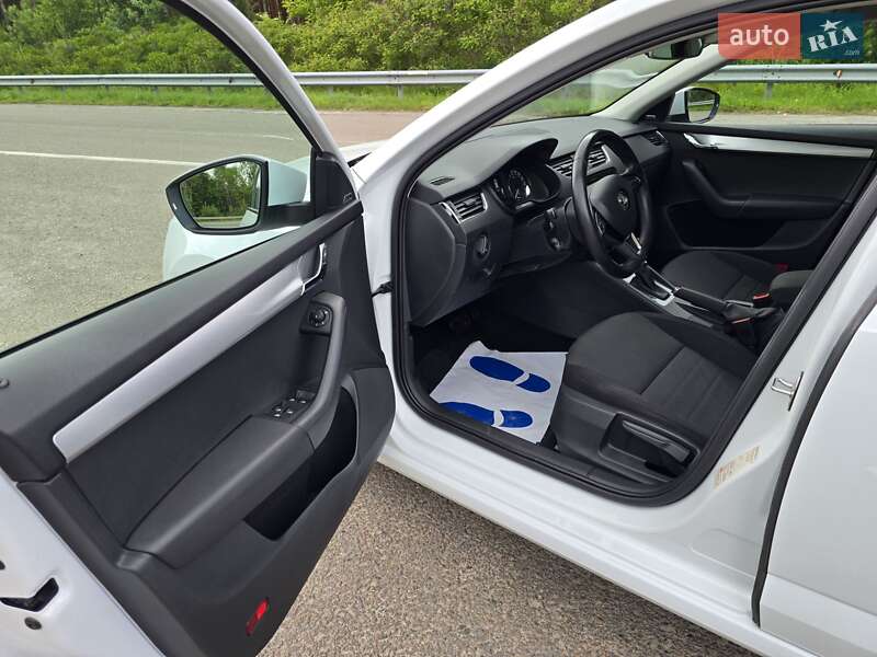 Универсал Skoda Octavia 2017 в Ковеле