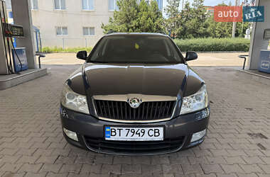Универсал Skoda Octavia 2010 в 