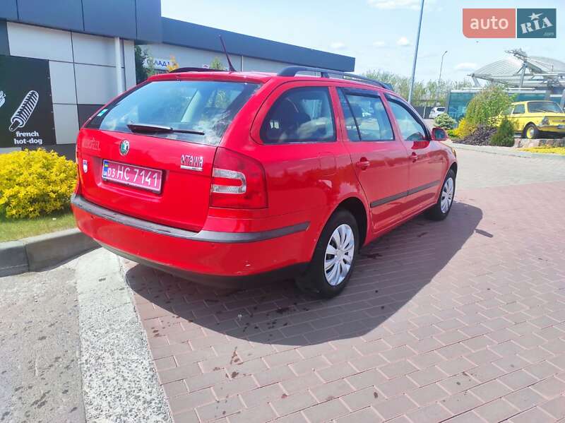 Универсал Skoda Octavia 2006 в Сарнах