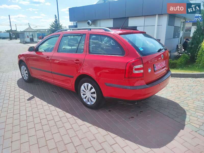 Универсал Skoda Octavia 2006 в Сарнах