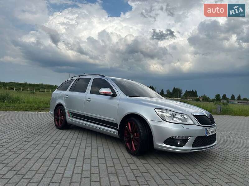 Универсал Skoda Octavia 2011 в Пустомытах