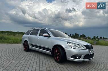 Универсал Skoda Octavia 2011 в 