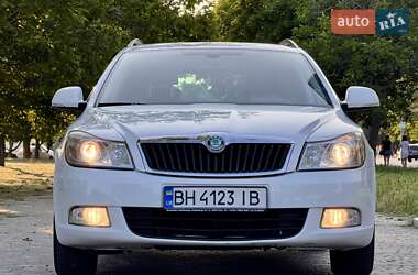 Універсал Skoda Octavia 2012 в 