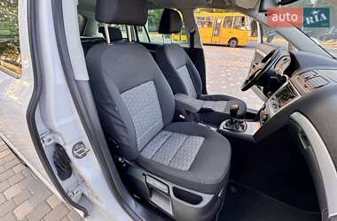 Універсал Skoda Octavia 2012 в 