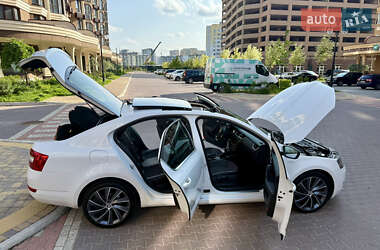 Лифтбек Skoda Octavia 2016 в 