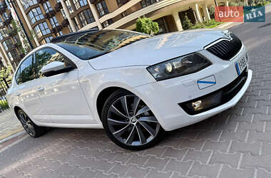 Лифтбек Skoda Octavia 2016 в 