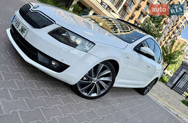 Лифтбек Skoda Octavia 2016 в 