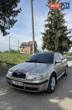 Лифтбек Skoda Octavia 2005 в Городенке