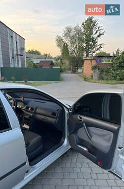 Лифтбек Skoda Octavia 2008 в 