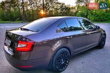 Лифтбек Skoda Octavia 2017 в 