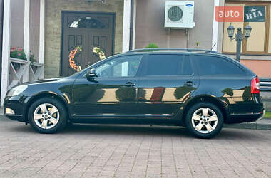 Универсал Skoda Octavia 2011 в 