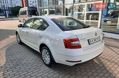 Ліфтбек Skoda Octavia 2018 в 