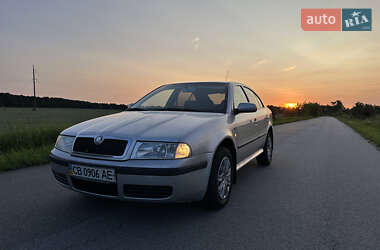 Ліфтбек Skoda Octavia 2004 в Мені