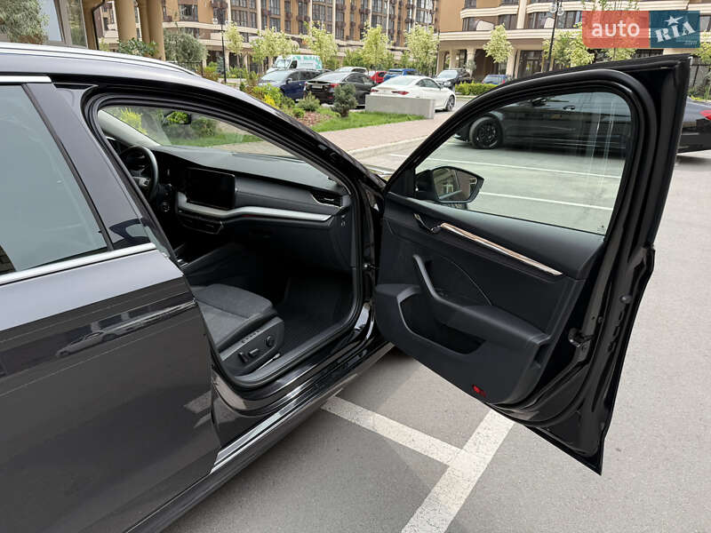 Универсал Skoda Octavia 2021 в Киеве