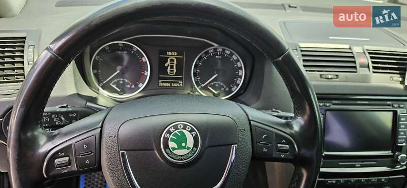 Універсал Skoda Octavia 2011 в Харкові