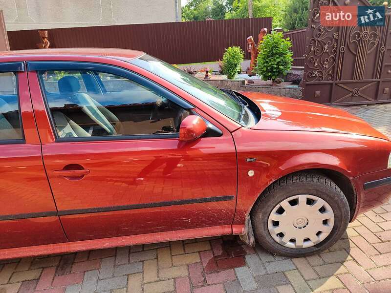 Лифтбек Skoda Octavia 2001 в Львове