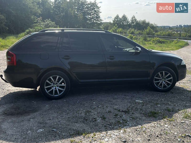 Універсал Skoda Octavia 2006 в Житомирі