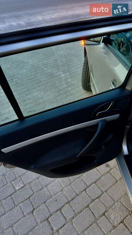 Універсал Skoda Octavia 2013 в Шепетівці