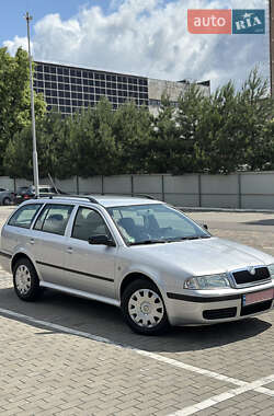 Універсал Skoda Octavia 2008 в Луцьку