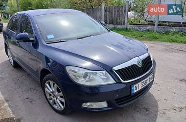 Лифтбек Skoda Octavia 2012 в Ракитном