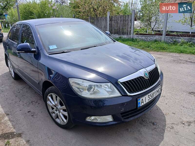 Лифтбек Skoda Octavia 2012 в 
