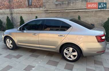 Лифтбек Skoda Octavia 2017 в 