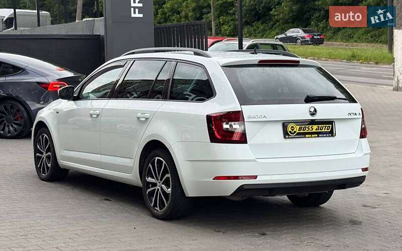Універсал Skoda Octavia 2019 в Чернівцях