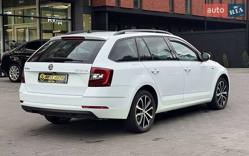 Універсал Skoda Octavia 2019 в Чернівцях