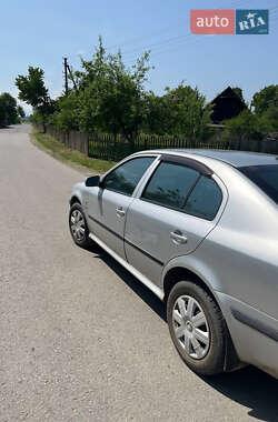 Лифтбек Skoda Octavia 2002 в Ивано-Франковске