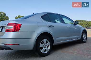 Ліфтбек Skoda Octavia 2019 в Снятині