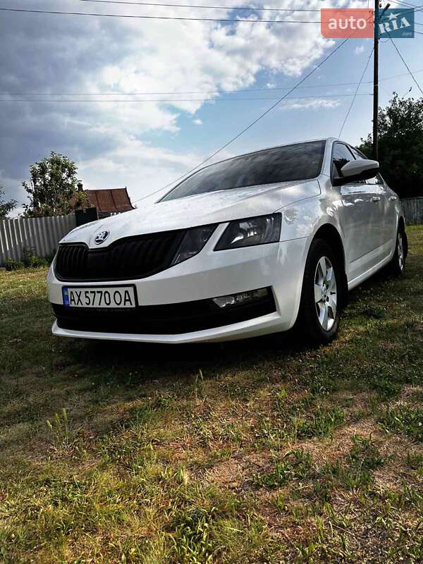 Лифтбек Skoda Octavia 2019 в Балаклее