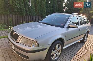 Универсал Skoda Octavia 2002 в Василькове