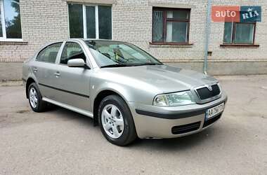 Лифтбек Skoda Octavia 2008 в 