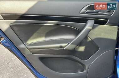 Лифтбек Skoda Octavia 2012 в 
