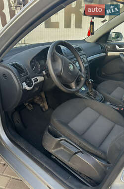 Лифтбек Skoda Octavia 2007 в 