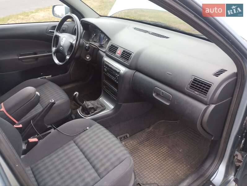 Универсал Skoda Octavia 2006 в Черкассах