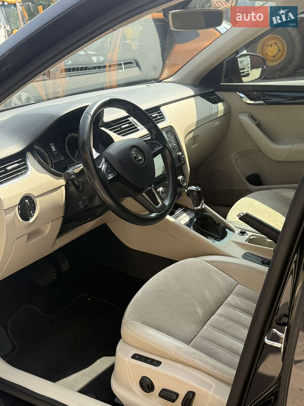 Универсал Skoda Octavia 2017 в Жовкве
