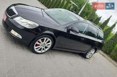 Універсал Skoda Octavia 2012 в 