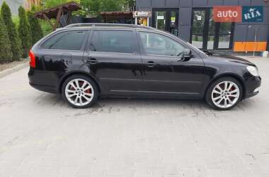 Універсал Skoda Octavia 2012 в 