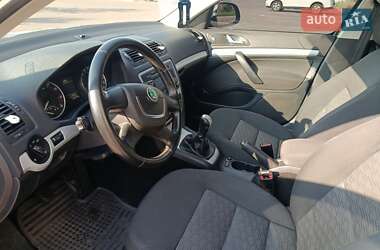 Универсал Skoda Octavia 2010 в 