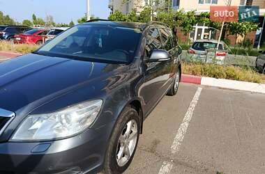Универсал Skoda Octavia 2010 в 