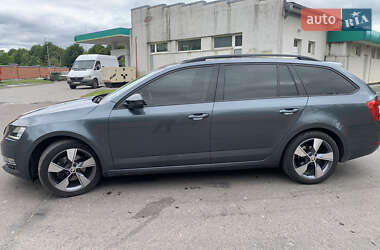 Універсал Skoda Octavia 2019 в Дрогобичі