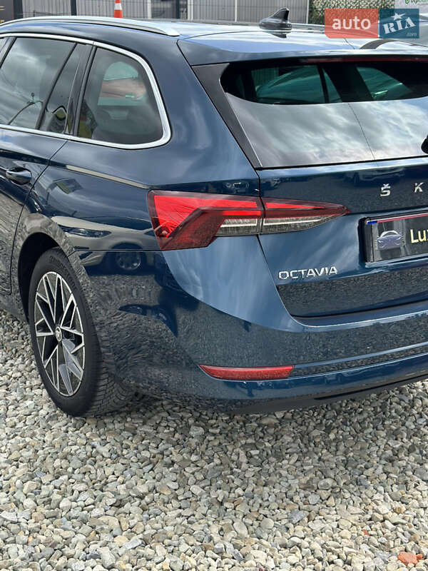 Универсал Skoda Octavia 2021 в Ивано-Франковске