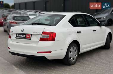 Лифтбек Skoda Octavia 2016 в 
