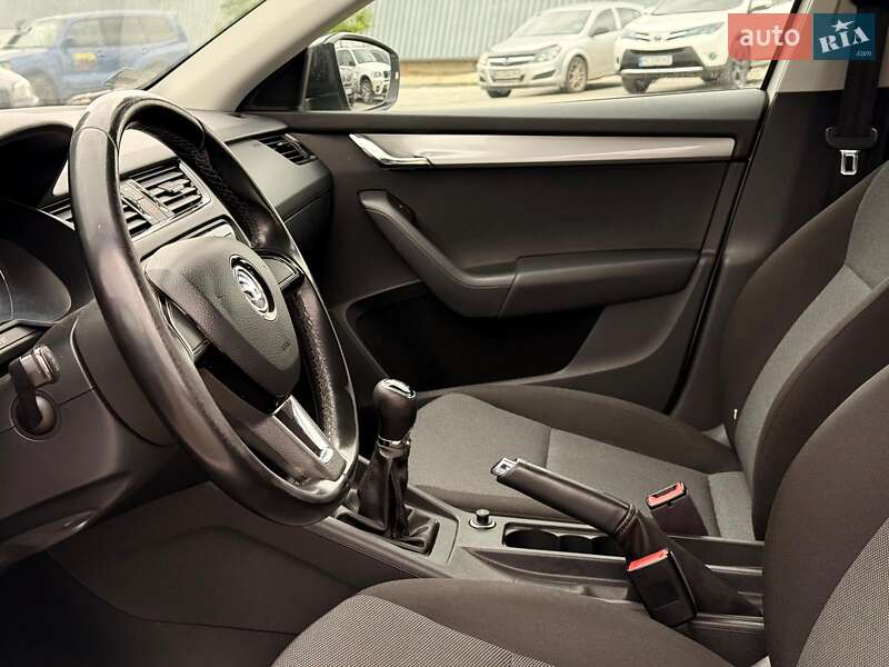 Лифтбек Skoda Octavia 2016 в Львове