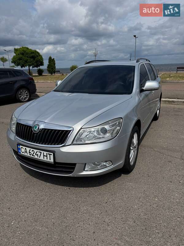 Універсал Skoda Octavia 2012 в Черкасах фото 11 Універсал Skoda Octavia 2012 в Черкасах