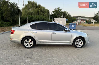 Лифтбек Skoda Octavia 2014 в 