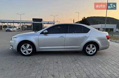 Лифтбек Skoda Octavia 2014 в 