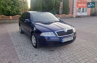 Лифтбек Skoda Octavia 2006 в Теофиполе