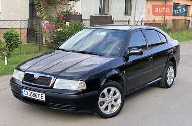 Лифтбек Skoda Octavia 2008 в 